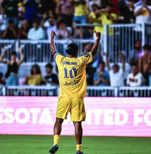 馬特烏斯認為萊萬必當選年度最佳梅西也不能比.